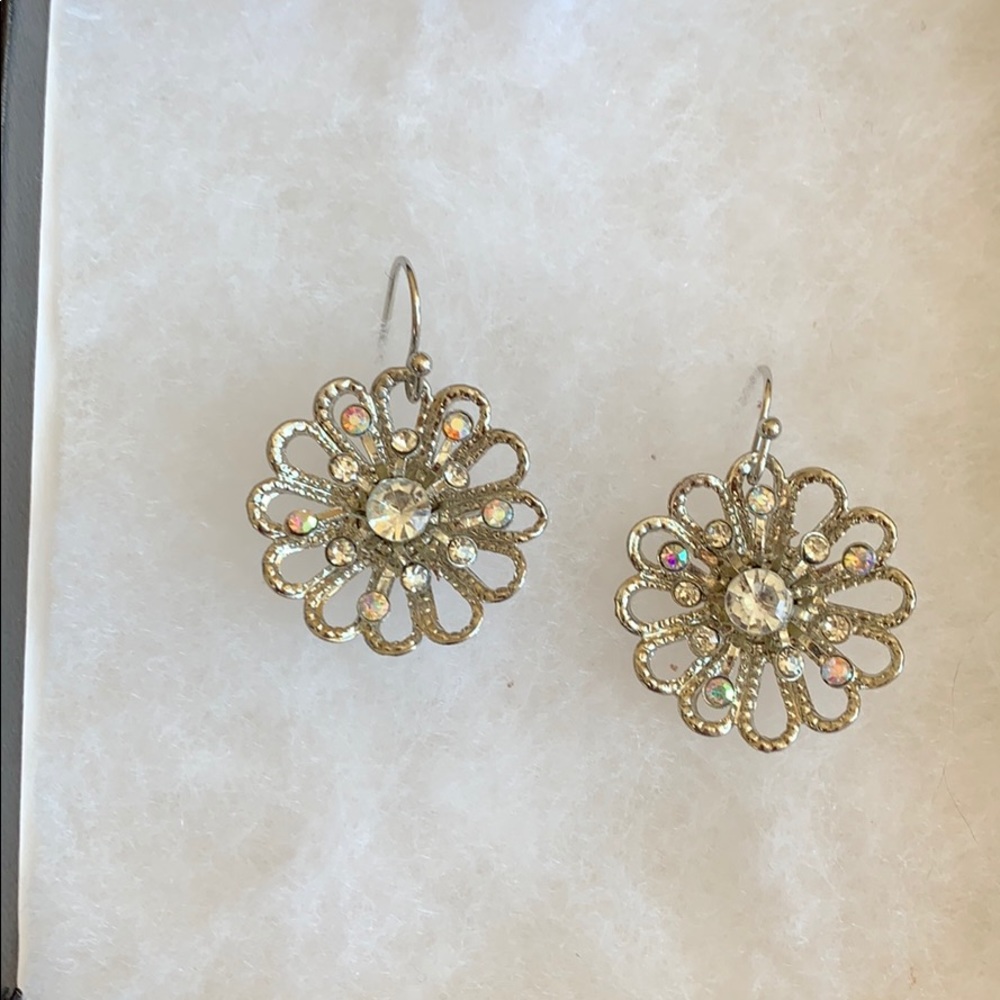 Earrings 3 $5 earrings for $10